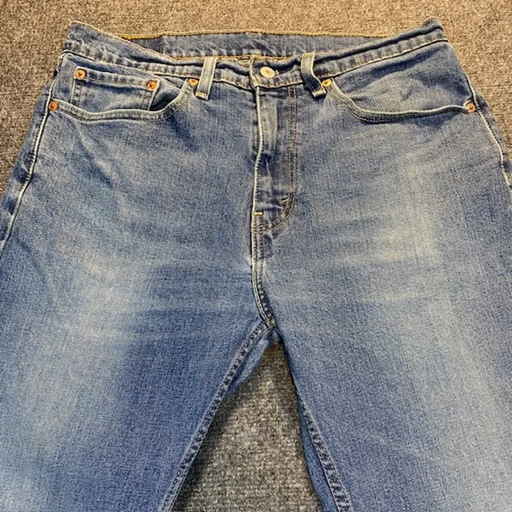 Levis 505 Men 34x30 Light Wash Denim Blue Jeans Straight Leg Regular Fit Casual